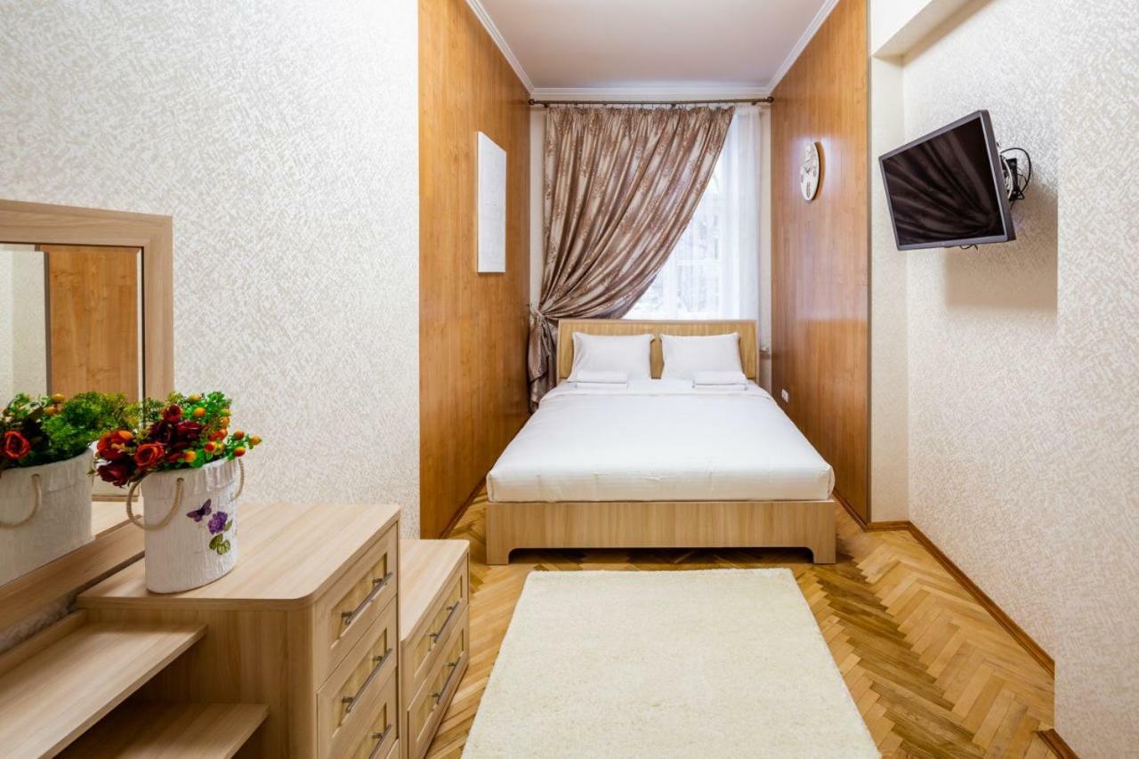 Alfa Apartments Svobody 31 Лвив Екстериор снимка